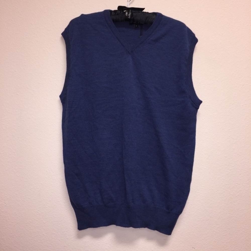 🔻NWT Mario Gilberti Sweater Vest